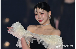 美人クリエイター「強強スタイル戻ってきたよ」イメチェン報告に「理想のビジュアル」「さらに美しさが増している」と絶賛の声