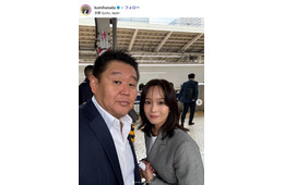 元横綱・花田虎上氏の妻、ハワイでの家族4ショット披露「理想の夫婦」「お子さん大きくなってる」と反響