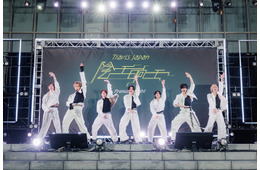 Travis Japan、歌舞伎町降臨＆強風切り裂く圧巻パフォーマンス 7人初CDシングルのリリイベで新曲含む5曲披露【陰ニモ日向ニモ】