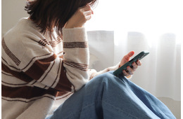 「高３で不登校になるなんて」生徒会長にスタバでバイト、優等生の娘がなぜ！？復学支援も頼りにならず、母親が抱えた苦悩とは