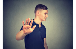 「やっぱナシだわ！」男性の好意が消し飛ぶ女性の行動とは【GWベストセレクション】