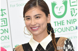 第2子妊娠中のラブリ「出産まであと3日」のふっくらお腹公開「真ん丸なお腹が愛おしい」「出産頑張って」と反響