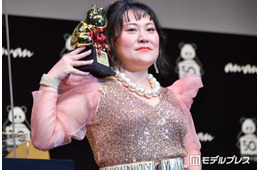 フォーリンラブ・バービー「冷蔵庫の賞味期限切れてたメンバー」で作った手料理公開「サラダと炒めるの斬新」「理想の朝食」の声