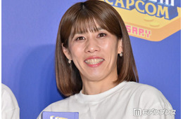 吉田沙保里、美脚際立つ黒の膝丈ワンピース姿に反響「ほっそりしてる」「素敵」