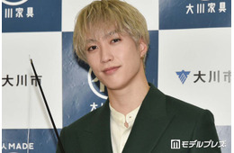 THE RAMPAGE藤原樹、鍛え上げられた腹筋のぞくライブ衣装ショットにファン歓喜「目が釘付け」「彫刻かと」