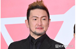 中村獅童、家族での映画館ショット披露「親子そっくりすぎる」「とっても可愛い」と反響