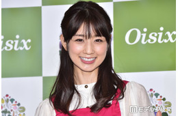 3児の母・小倉優子、三男とのディズニー・長男のバッティング姿公開「親子コーデ素敵」「打ち姿がイケメン」の声