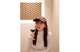 【キャバ嬢のご褒美グルメ】「6皿一気に頼みます」計1万8000円のカニ・罪悪感なしカップラーメン・会員制焼き鳥屋など