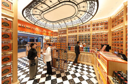 モロッコ発「バシャコーヒー」日本2号店が東京・丸の内に 手土産ニーズに向けた物販専門店