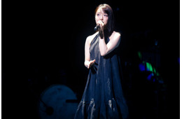上白石萌音、ミセス大森元貴ソロ楽曲「メメント・モリ」カバー「私にとって宝物であり、人生の誇りです」【11日公演ライブレポ】