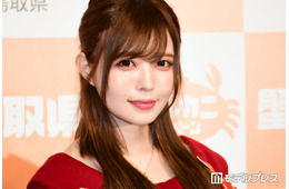 益若つばさ「やっぱりショートは落ち着く」ばっさりカットの新ヘアが話題「2次元から出てきたみたい」「シルエットが綺麗すぎる」