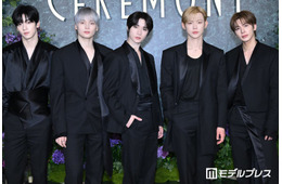 TXT、ファン待望の「マツケンサンバ」カバーが話題「疲れが吹っ飛ぶ景気の良さ」「スーパーテヒョンタイム最高」