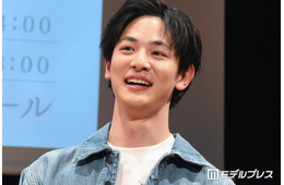 小林虎之介「風、薫る」雰囲気ガラリ新ビジュアルが話題「垢抜けすぎ」「かっこよすぎて惚れる」