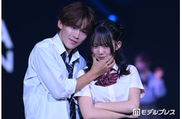 「今日好き」ゆかりおカップル、“ほっぺむぎゅ”ポーズで会場沸かす「お似合いすぎ」「美男美女」【オキコレ2026】
