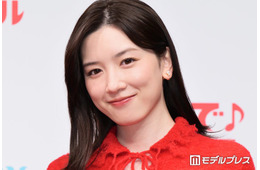 永野芽郁、3ヶ月ぶりインスタ更新 海辺での近影ショットに絶賛の声「透明感エグい」「元気そうな笑顔見れてよかった」