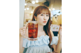 ももクロ佐々木彩夏、30歳の節目に初の単独写真集決定 “もぐもぐあーりん”満載の食旅カットも解禁