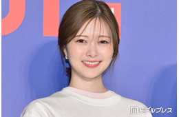 白石麻衣、パリでの“圧巻”美脚際立つショーパンコーデ公開「圧倒的オーラ」「映画のワンシーンのよう」と反響
