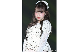 MINAMI、ドット柄×ピンクパンツで甘めガーリールック 可憐な笑顔で魅了【TGC新潟2026】