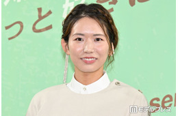 古賀紗理那、娘らと沖縄旅行 抱っこショットに「楽しそう」「大きくなりましたね」