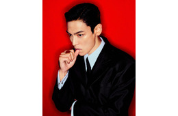 元BIGBANG・T.O.P、125年続く高級シャンパンのアートディレクター就任 “世界初コラボケース”始動
