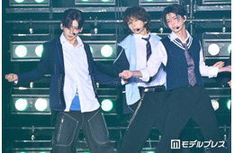 TAGRIGHT＆YUMEKI（ユメキ）制服姿でコラボ 学園寸劇→キレキレダンスのギャップで魅了【関コレ2026A/W】