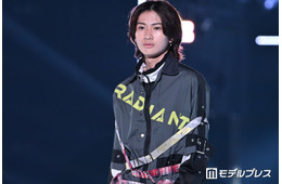 市村正親の長男・市村優汰、母・篠原涼子の誕生日祝福で両親2ショット公開「仲良しでほっこり」「いい関係なのが伝わってくる」