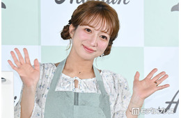 辻希美、次女・夢空（ゆめあ）ちゃん＆愛犬の見つめ合いショットに「可愛いが2倍」「平和な時間」の声