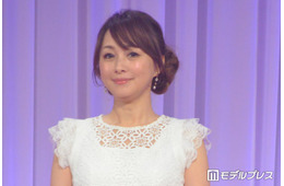 渡辺美奈代、ガーリックライス＆多種の副菜の夕食公開「盛り付けが美しくて見ても楽しい」「チーズにマスカットおしゃれすぎる」と反響