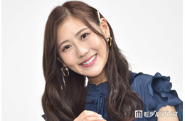 2児の母・西野未姫「子供を産んでから私服は長ズボンが増えたので」美脚際立つミニスカ姿公開に反響「スタイル良すぎる」「脚が細くて綺麗」