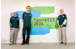 ファミマが10年ぶりユニフォーム刷新 業界初Tシャツ導入、髪色や服装など個性を尊重する新基準で「いちばん働きたい」コンビニへ