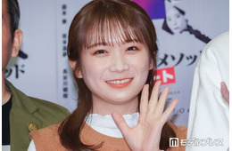 秋元真夏、白ノースリドレスから美肌輝く「天使」「可愛すぎて眩しい」と絶賛の声