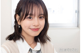 「今日好き」小國舞羽、ミニワンピ×ジャケットで美脚スラリ「脚長くて綺麗」「コーデセンスが神」の声