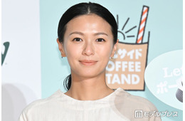 榮倉奈々、100人超の関係者に衣服一式差し入れ「全キャストとスタッフに」現場は「お揃いの格好」で連帯感アップ【あにいもうと】