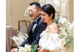 くわばたりえ夫妻、結婚17周年迎え「ゼクシィ」11月号登場 バウリニューアルで涙のファーストミート＆ハグショット公開