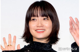 元乃木坂46深川麻衣、元アイドル役挑戦に「すごく勇気がいりました」アイナ・ジ・エンド振付のフル曲に「本当に頑張らないと」【逃げろお嬢さん】