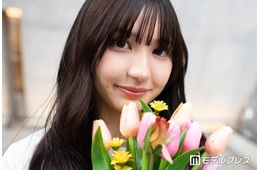仮面高校生の妹で話題・すなずりかりん「裸眼で美人系メイク」センター分けで雰囲気ガラリ「大人っぽくて素敵」「最初誰か分からなかった」と反響