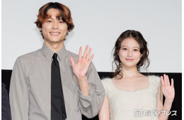 今田美桜、SixTONES松村北斗の役作り・撮影裏話明かす「皆さんに助けていただいた」【映画「白鳥とコウモリ」】