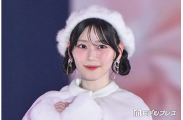櫻坂46山下瞳月、ツインお団子×ファーベレー帽がお似合い「ホワイトコーデ可愛すぎる」「リアル天使」と反響【ガルアワ2026A/W】