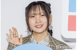 幾田りら、美脚チラリのイベントオフショット公開「何でも着こなせてすごい」「めちゃくちゃオシャレ」の声