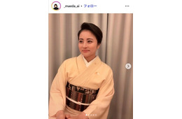 中村勘九郎の妻・前田愛「誕生日を祝ってもらいました」家族4ショット公開「親子そっくりすぎ」「幸せオーラがすごい」と反響