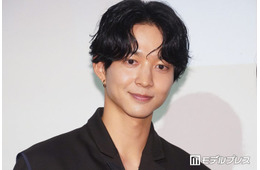 鈴木仁、人気俳優と撮影合間に喫茶店へ「大丈夫じゃなかったよ。バレていたし」【お前のほうからキスしてくれよ】