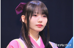 乃木坂46岡本姫奈、菅原咲月との美脚際立つ制服ショット披露「学園のマドンナ」「眼福すぎる」の声