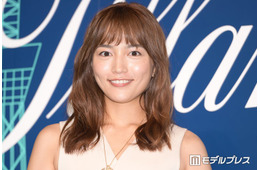 第1子妊娠中・川口春奈「お宮参りの撮影日」短め茶髪スタイルの映画オフショットに反響「短いのも似合う」「雰囲気変わる」