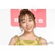 須田亜香里、美ウエスト＆美脚のぞくミニ丈コーデ「引き締まってる」「抜群スタイル」の声