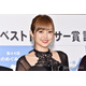 菊地亜美、生後半年の次女の姿公開「髪の毛切ったの？と言われるくらい面白い髪型に」