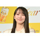吉岡里帆、ミニワンピ×ブーツで美脚際立つ「透明感すごい」「ずっと見ていたくなる」と反響
