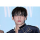 BTS・V、肉体美際立つノースリーブ姿に視線集中「ワイルドでセクシー」「これは惚れる」