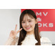元日向坂46濱岸ひより、美デコルテ輝くキャミソール姿に反響「鎖骨が綺麗」「自然体の笑顔が可愛すぎる」
