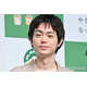 菅田将暉「若手女優ナンバーワン酒豪」を告白「可愛い生き物に見えるけど…」“ギャップ”に驚きの声
