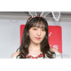 元モー娘。メンバー、ミニスカツインコーデで現役メンバーと香港ディズニー満喫「美脚コンビ」「姉妹みたい」の声
